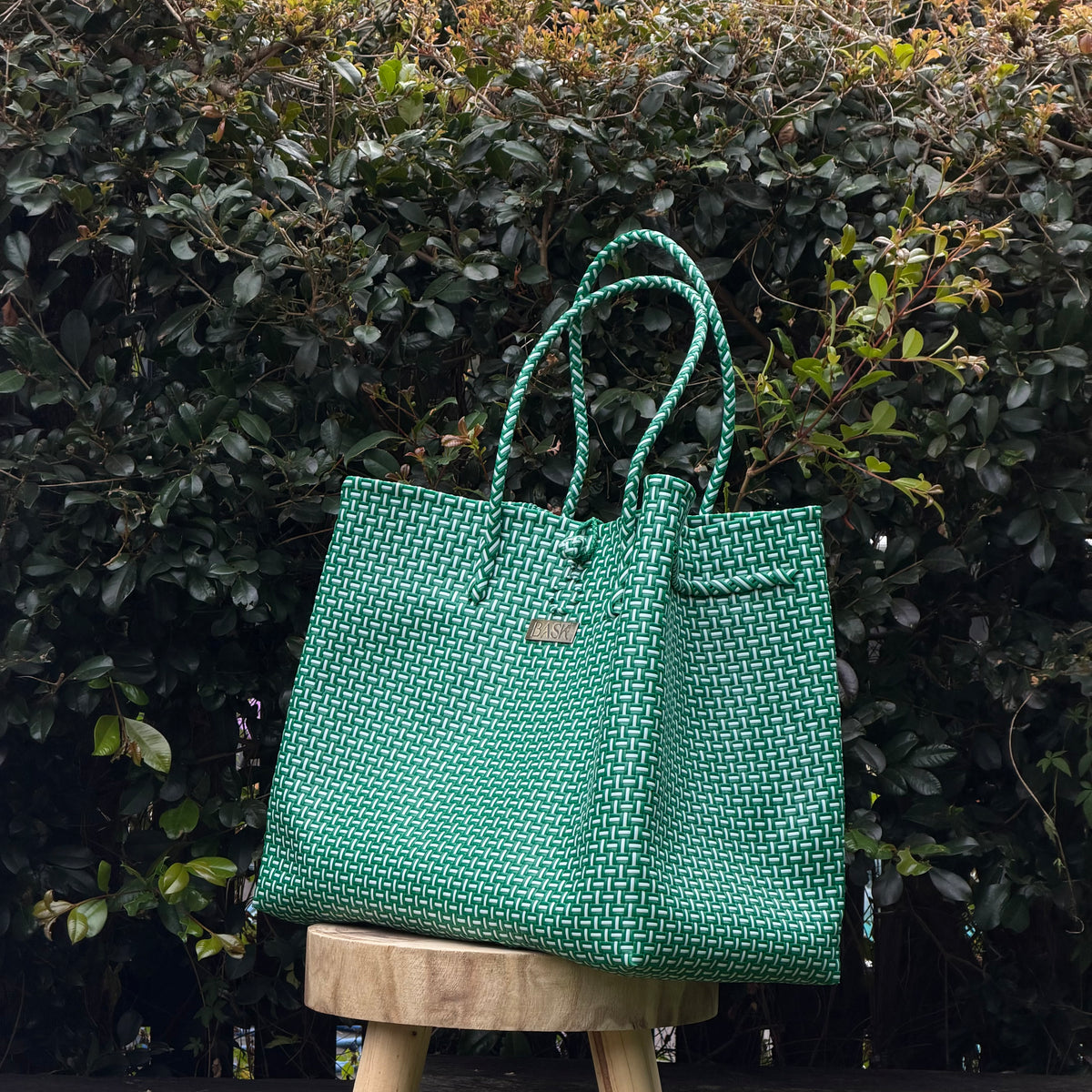 Oversized Bask - Minty Mojito