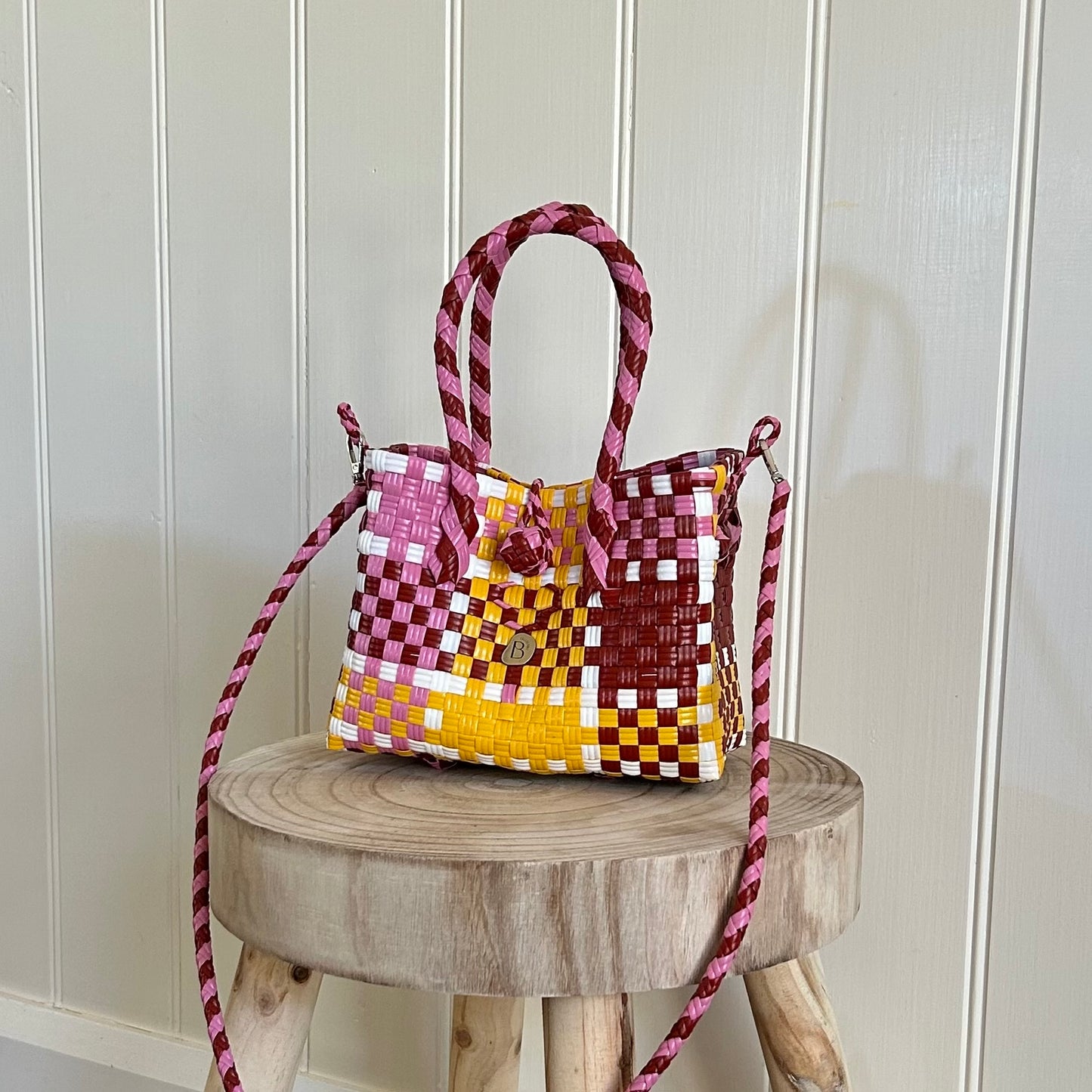 Saddle Bask - Tulip Twist