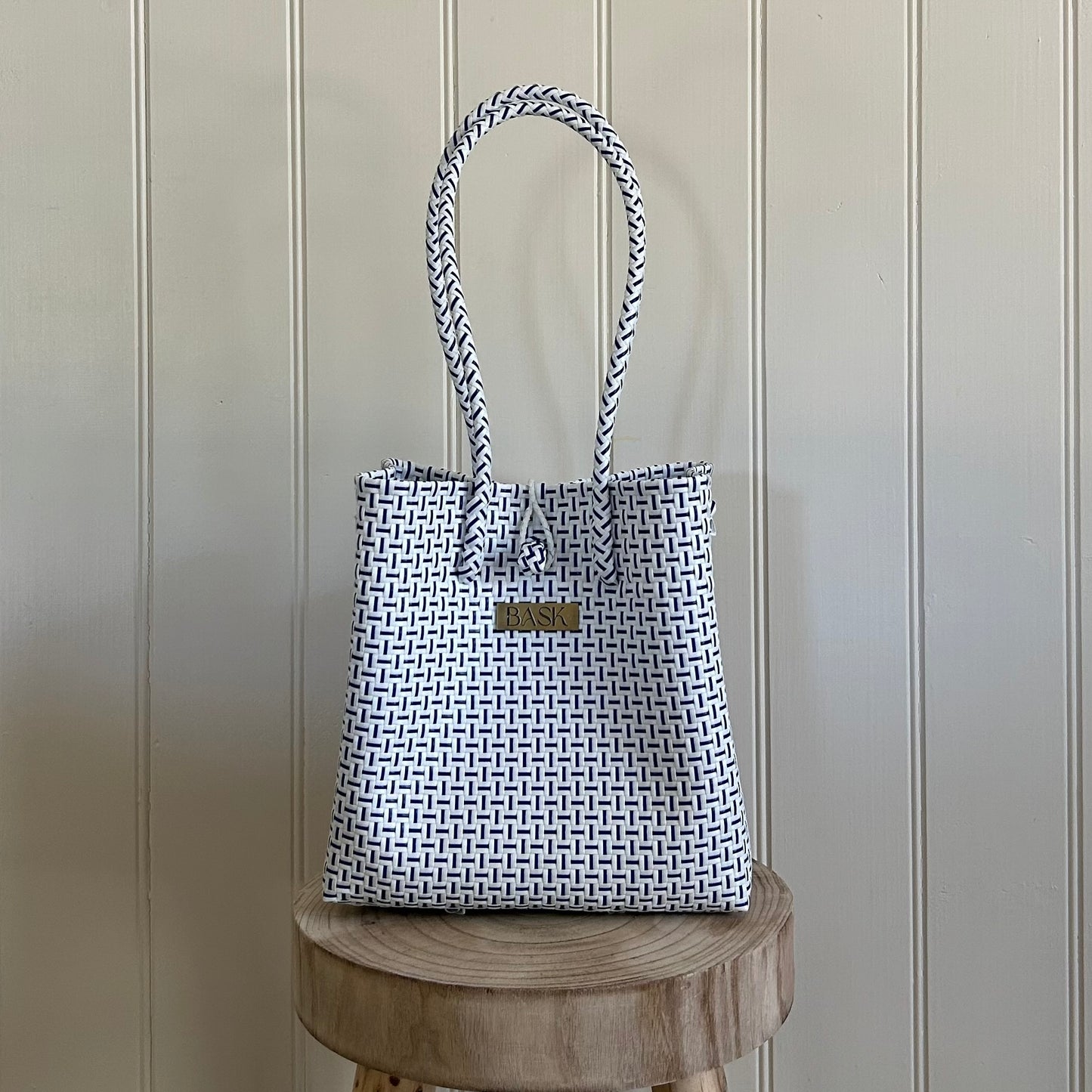 Essential Bask - Santorini