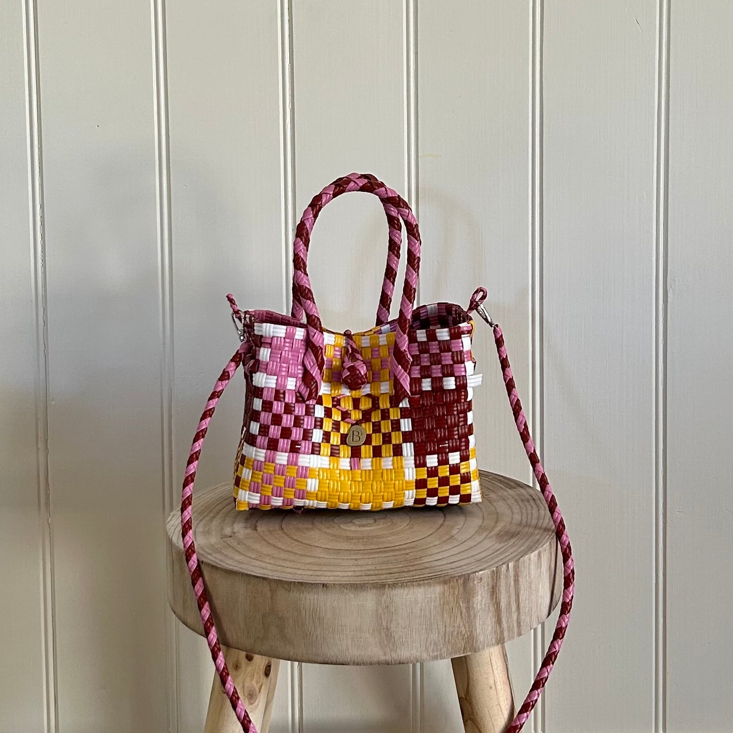 Saddle Bask - Tulip Twist