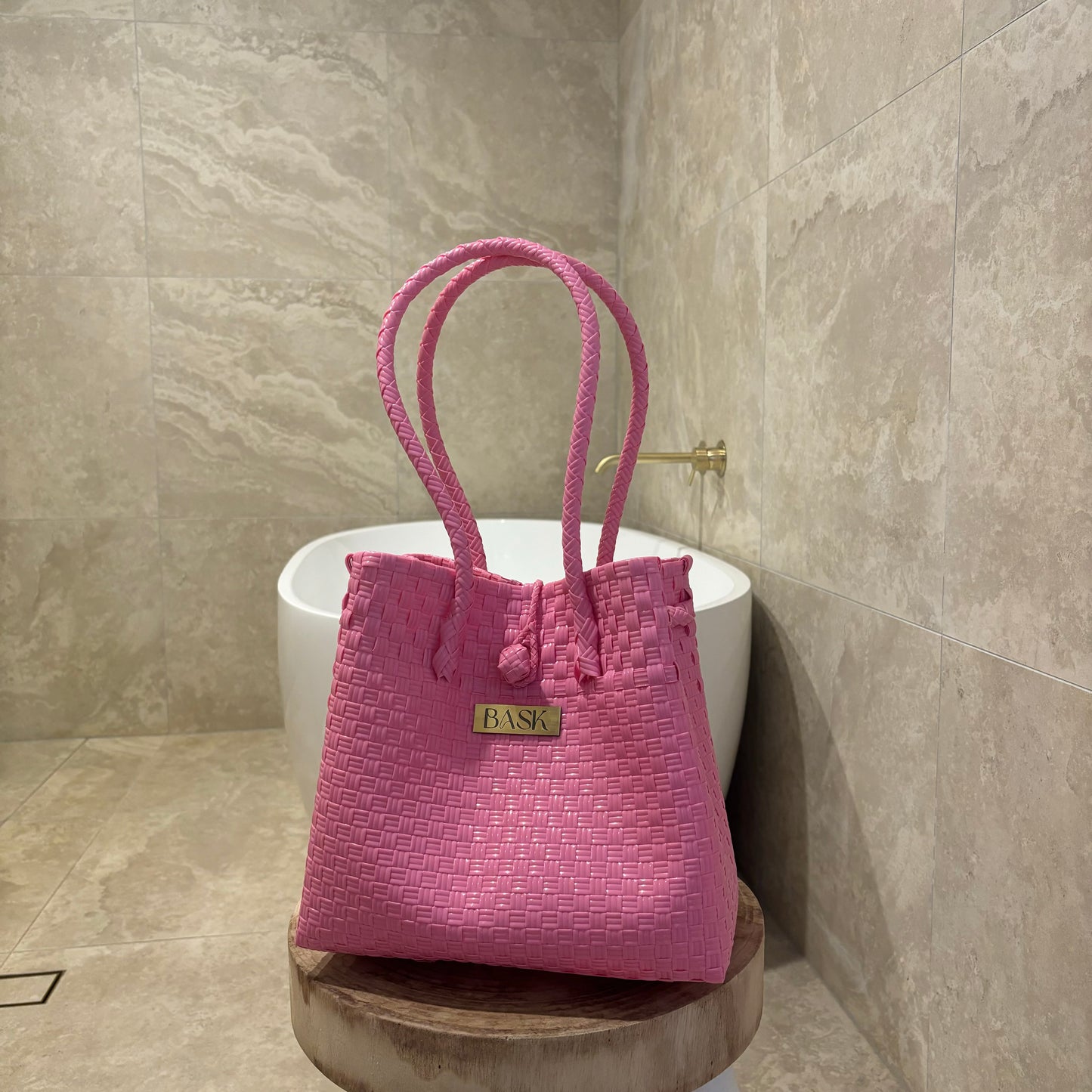 Mini Bask - Cosmopolitan