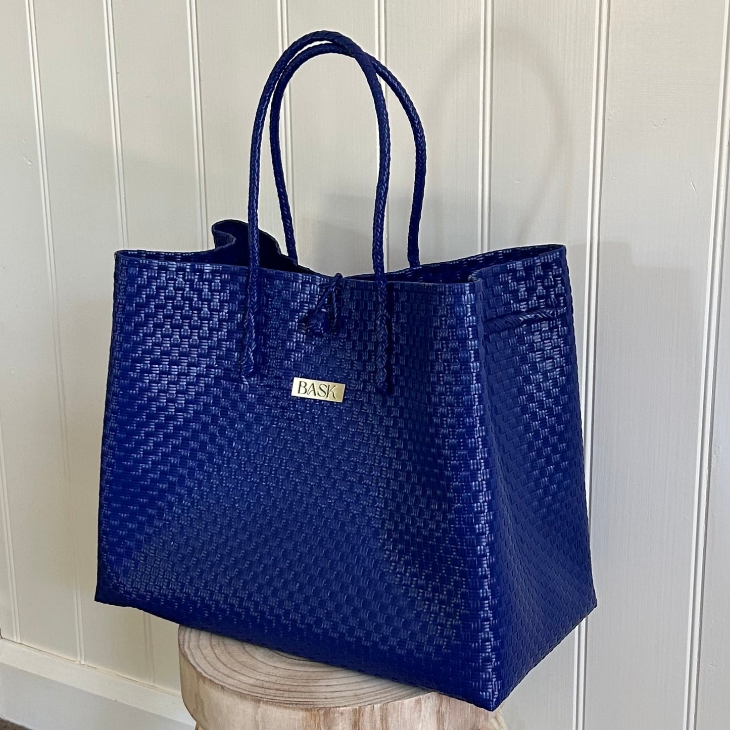 Oversized Bask - Navy Mae