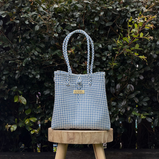 Essential Bask - Santorini