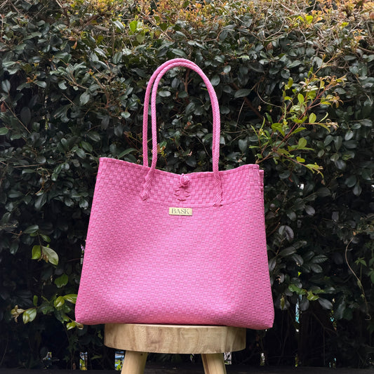 Oversized Bask - Cosmopolitan
